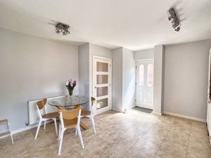 Photo 16- click for photo gallery